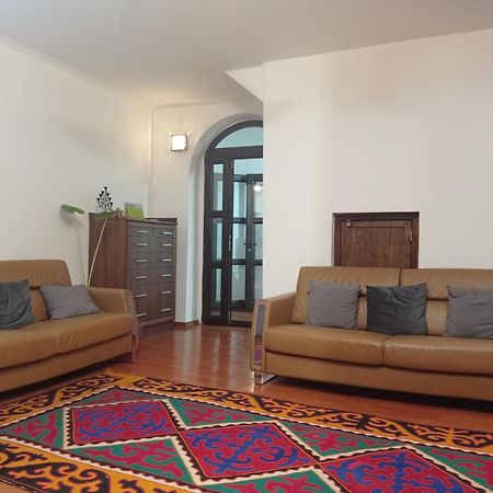Kgb Home Hostel Biszkek Zewnętrze zdjęcie