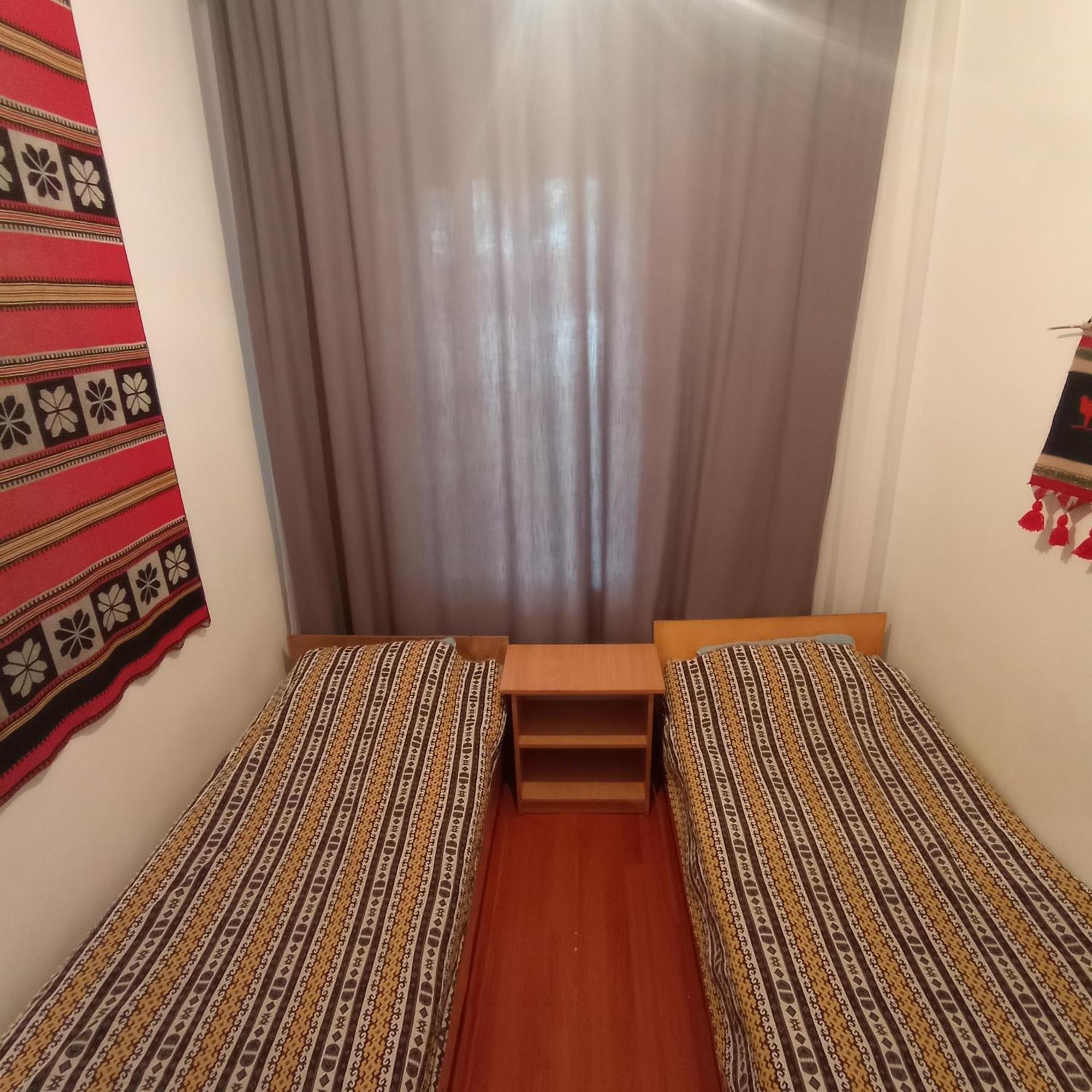 Kgb Home Hostel Biszkek Zewnętrze zdjęcie