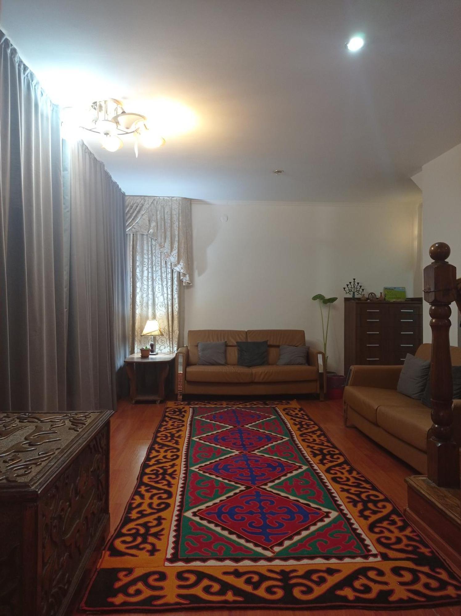 Kgb Home Hostel Biszkek Zewnętrze zdjęcie