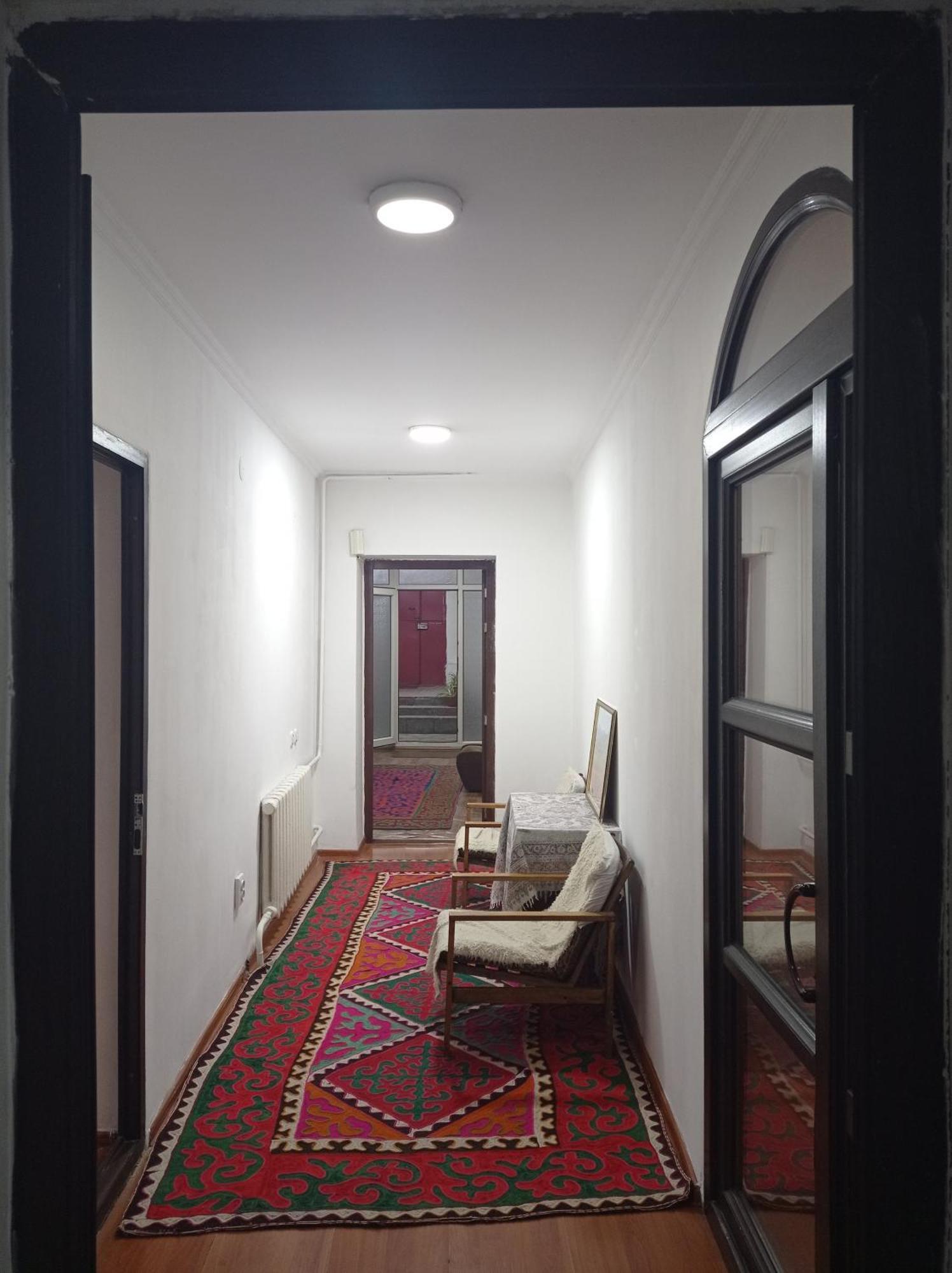 Kgb Home Hostel Biszkek Zewnętrze zdjęcie