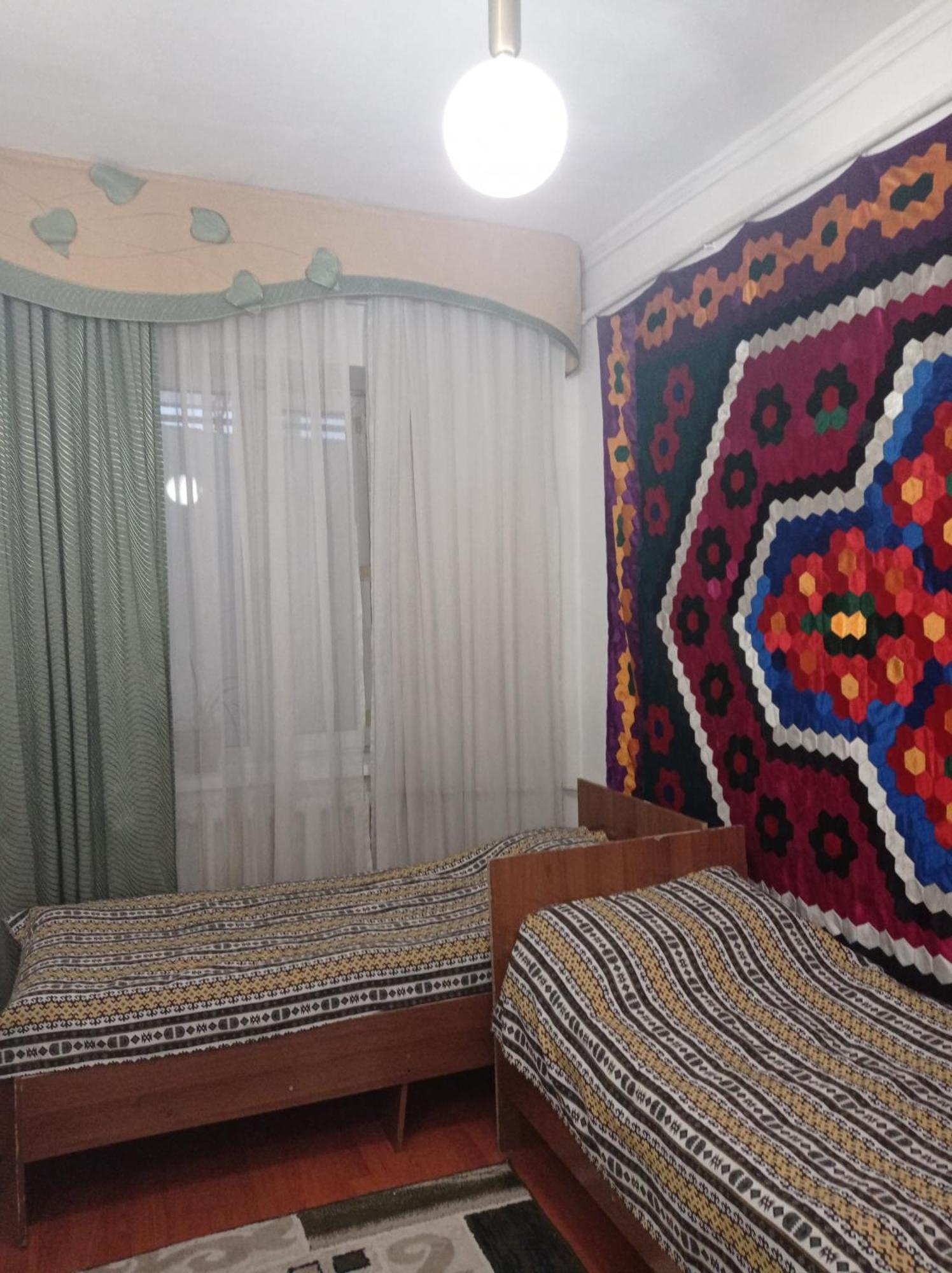 Kgb Home Hostel Biszkek Zewnętrze zdjęcie