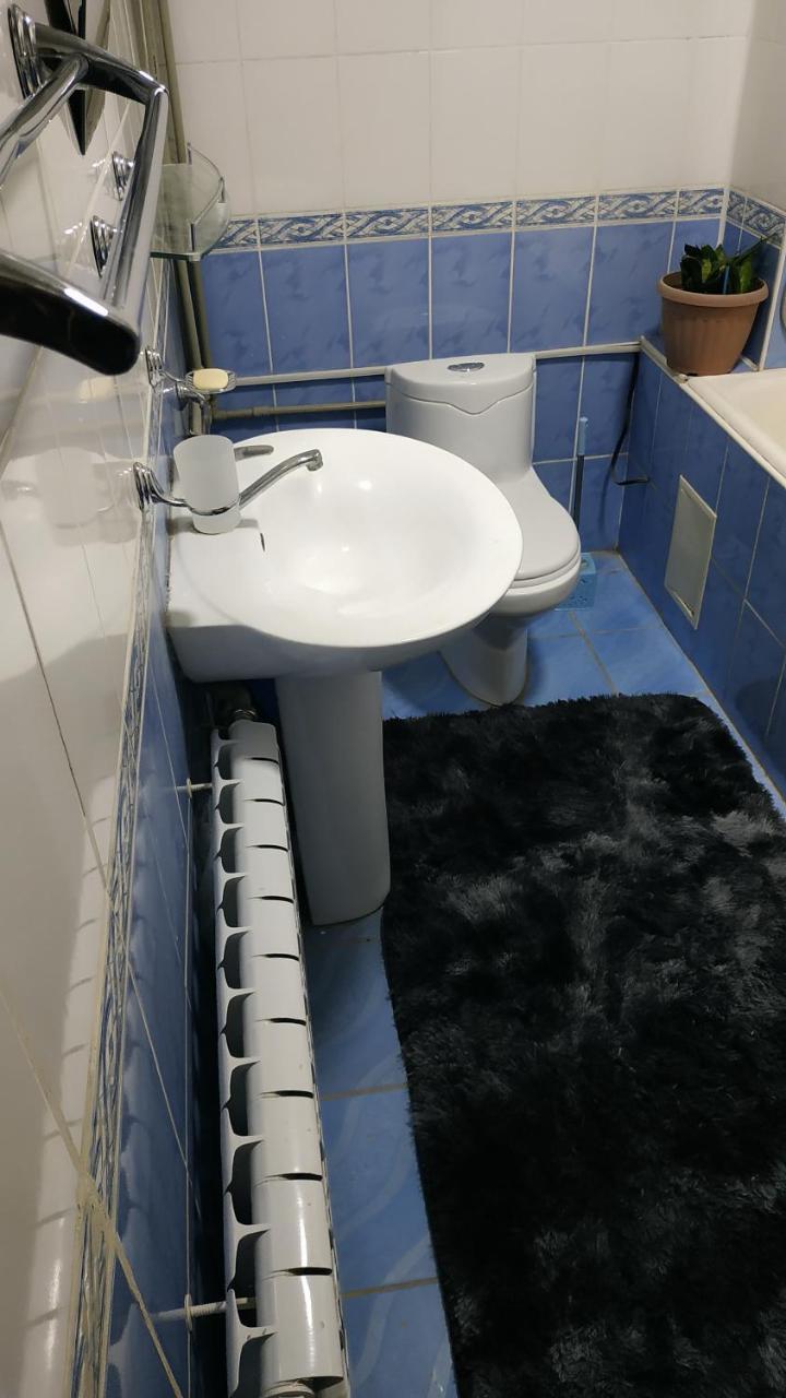 Kgb Home Hostel Biszkek Zewnętrze zdjęcie